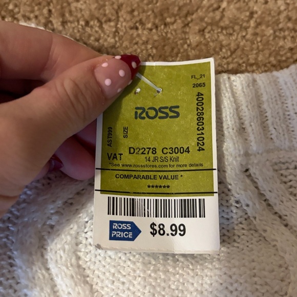 Cable knit sweater - Picture 4 of 4